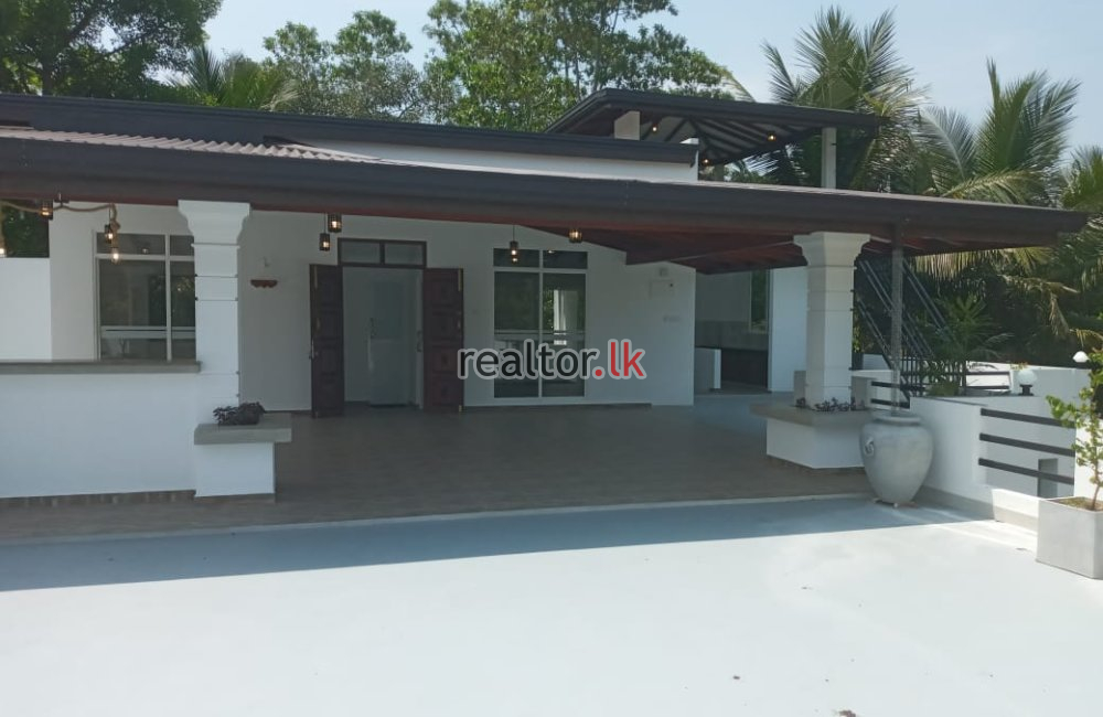 Off Udumulla Road House For Sale