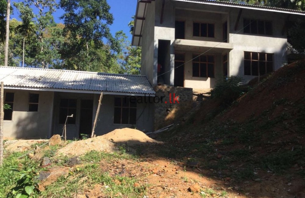 Villa For Sale At Huluganga