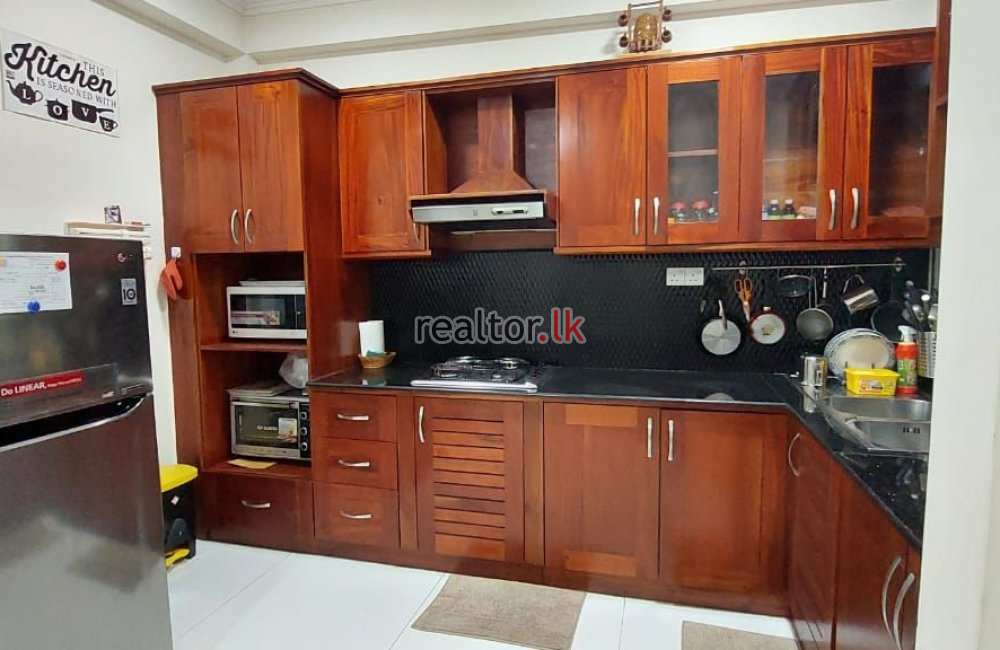 Three Bed Apartment For Rent In Colombo 06