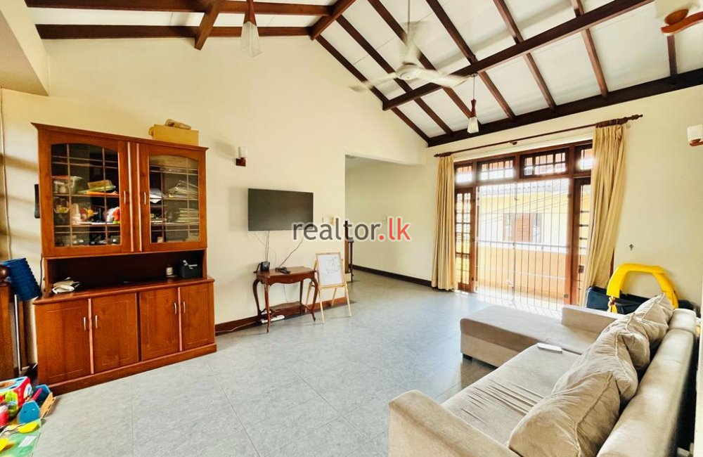 House For Sale At Mount Lavinia