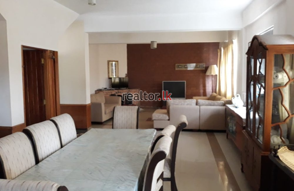 Spacious Hotel For Sale In Katumana Nuwara-Eliya