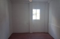 Three Story Building For Rent In Old Moor Street