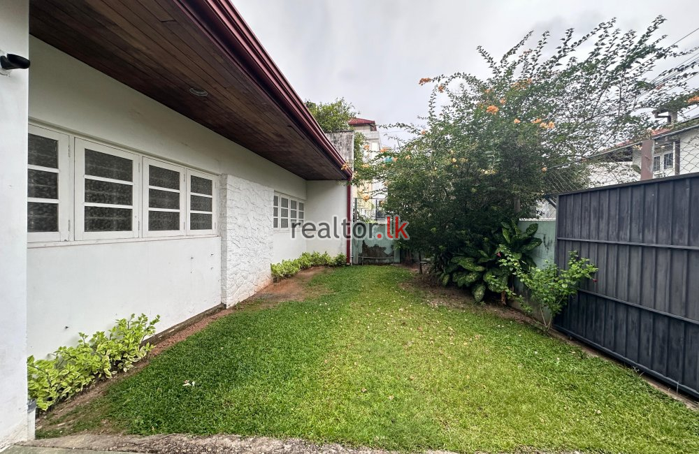 Single Storey House For Sale In Colombo 05