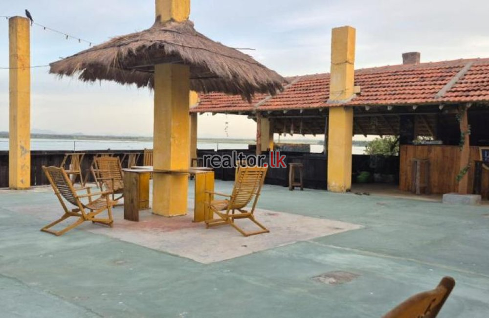 Beachfront Hotel For Sale In Panama Rd Arugambay