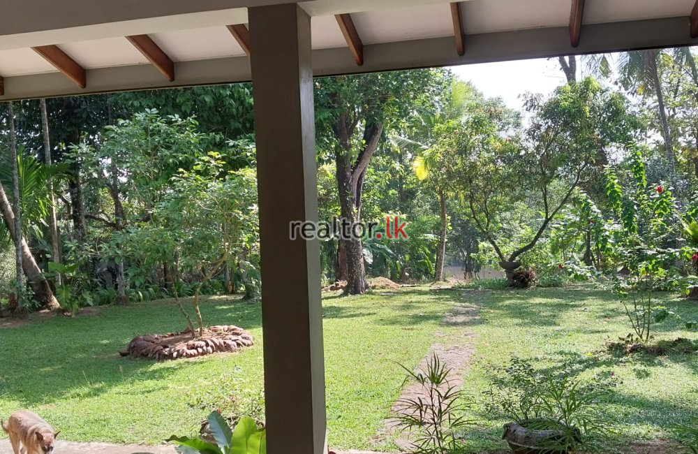 Bungalow For Sale At Gampaha