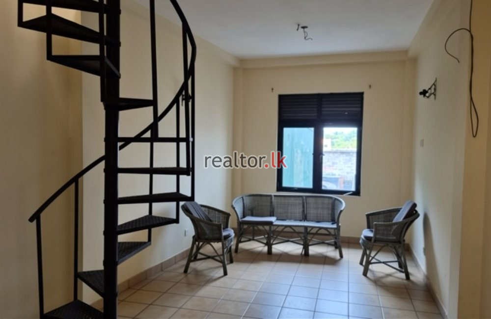 Building For Rent In Modara Street Colombo 15