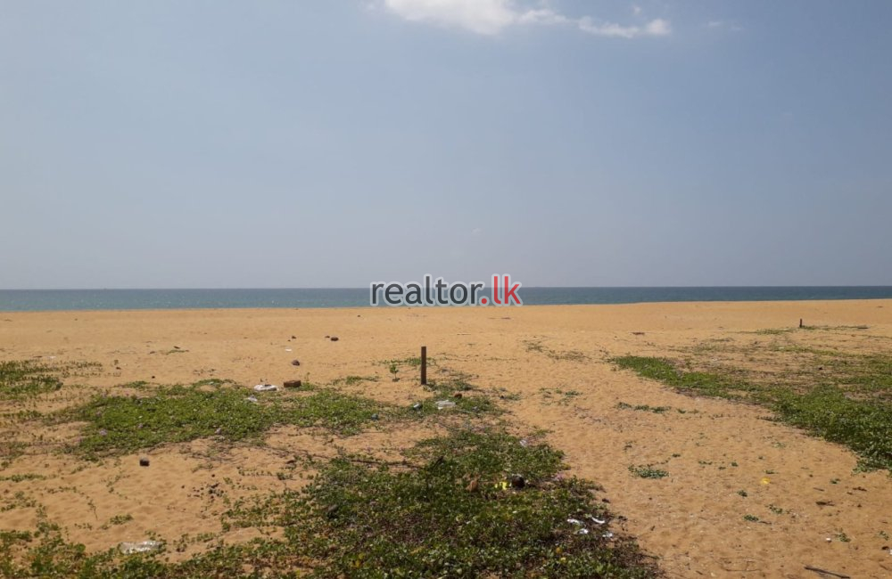 Beach Front Land For Sale At Rathgama