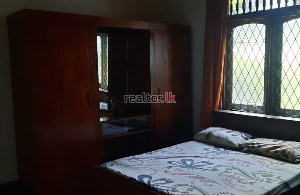 House For Sale At Parliament Rd Battaramulla