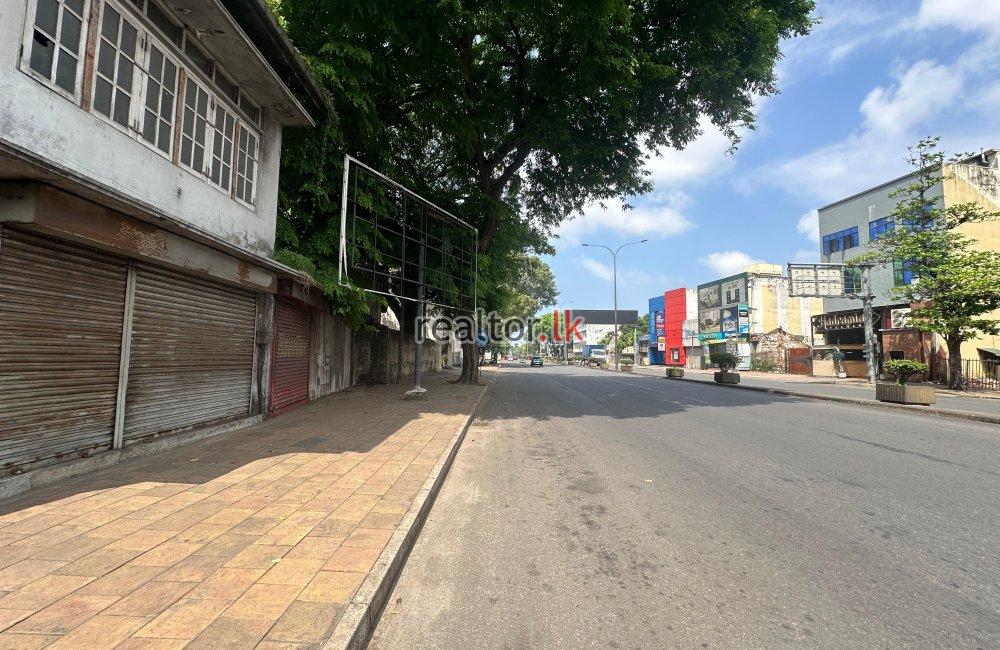 Prime Commercial Land For Sale In Colombo 14