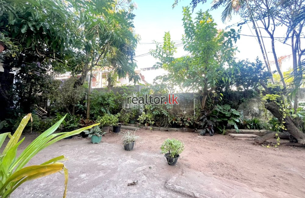 Two Storey House With Anex For Sale Mount Lavinia