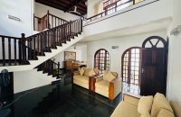 House For Rent In Colombo 07 With Large Garden
