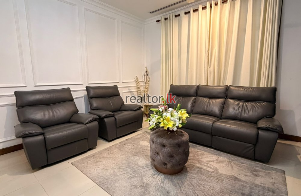 Two Bed In The Grand Ward Place