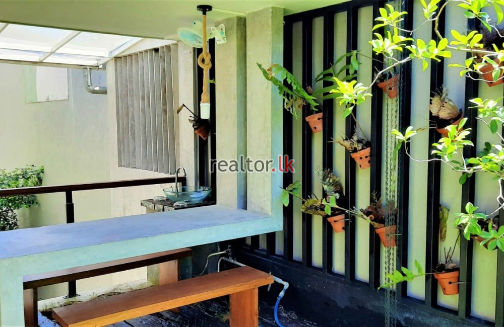 House For Sale In Olympus Residences Athurugiriya