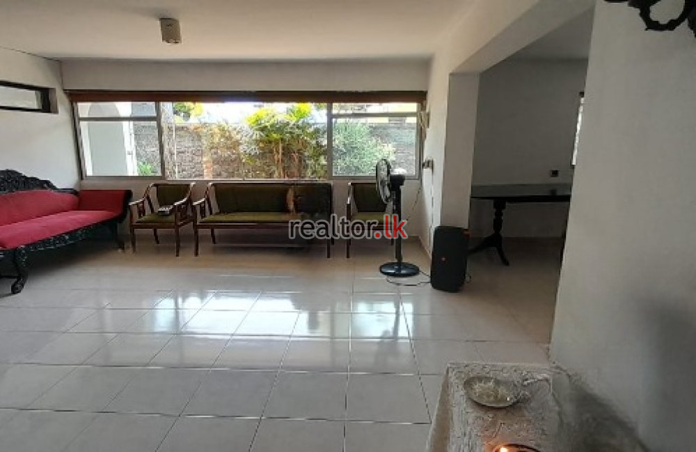 Guest House For Sale In Swastika Garden Road