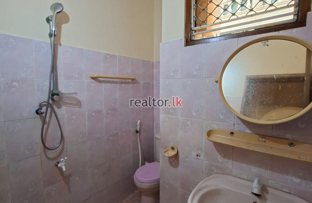 Three Bed For Sale In Frankfort Place Colombo 04