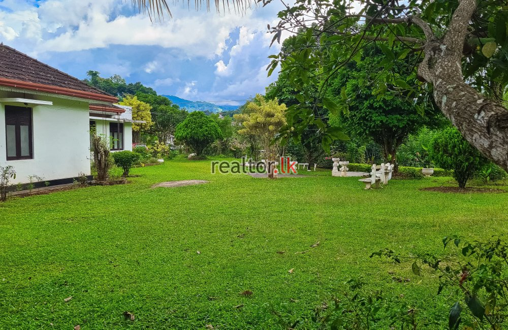 Land For Sale At Asgiriya Kandy