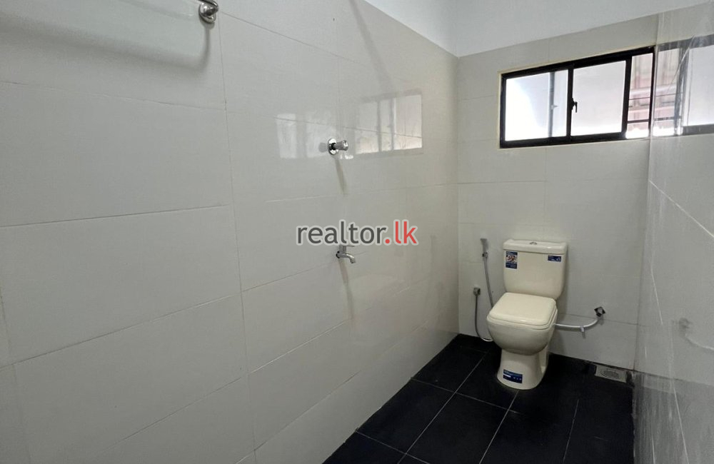 Unit House For Rent At Colombo 12