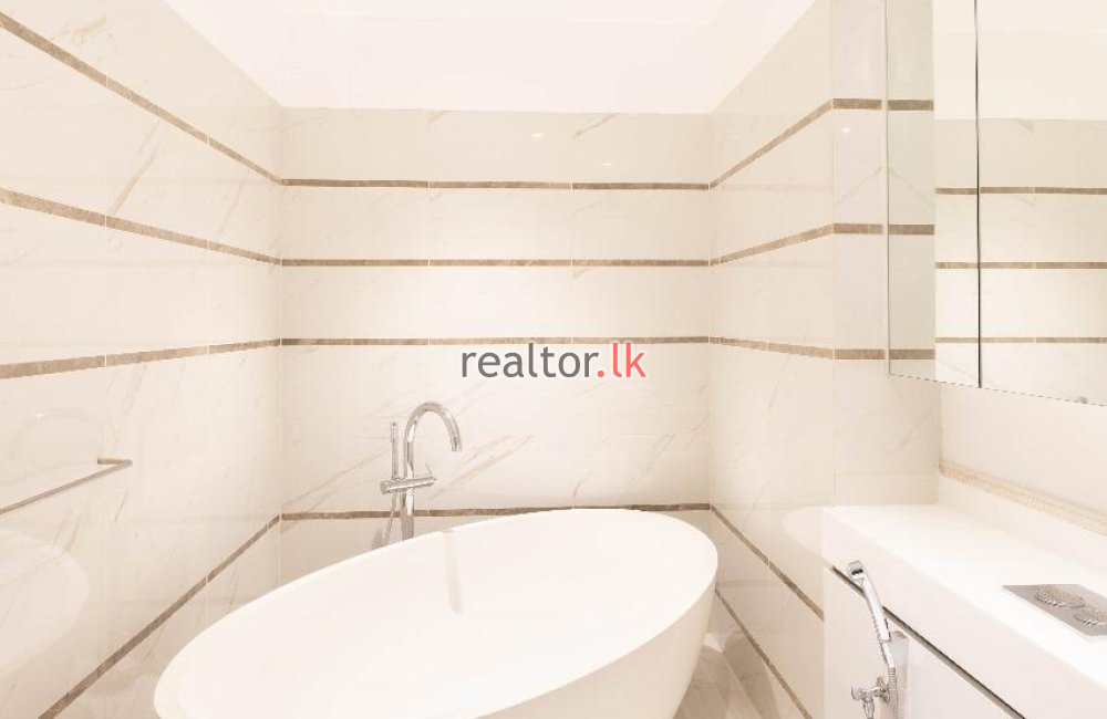 Four Bed Penthouse In Cinnamon Life Residences