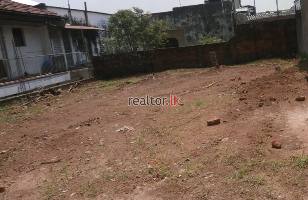 Land For Sale At College Street Colombo 13