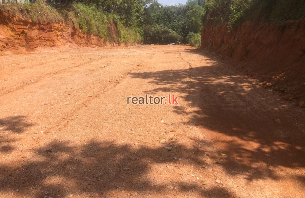 Facing Kandy Rd Weweldeniya Land For Sale