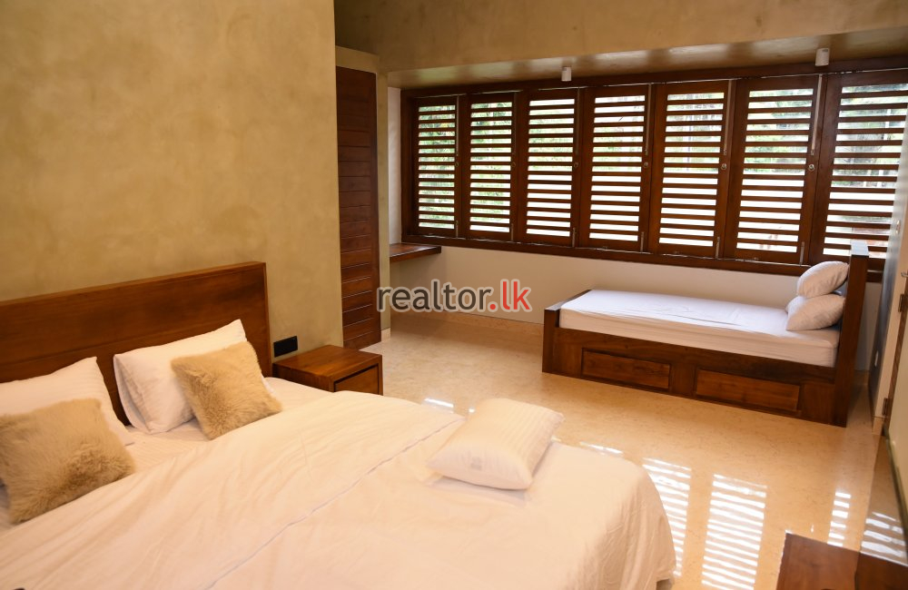Newly Built Luxury Villa For Sale In Kiriella