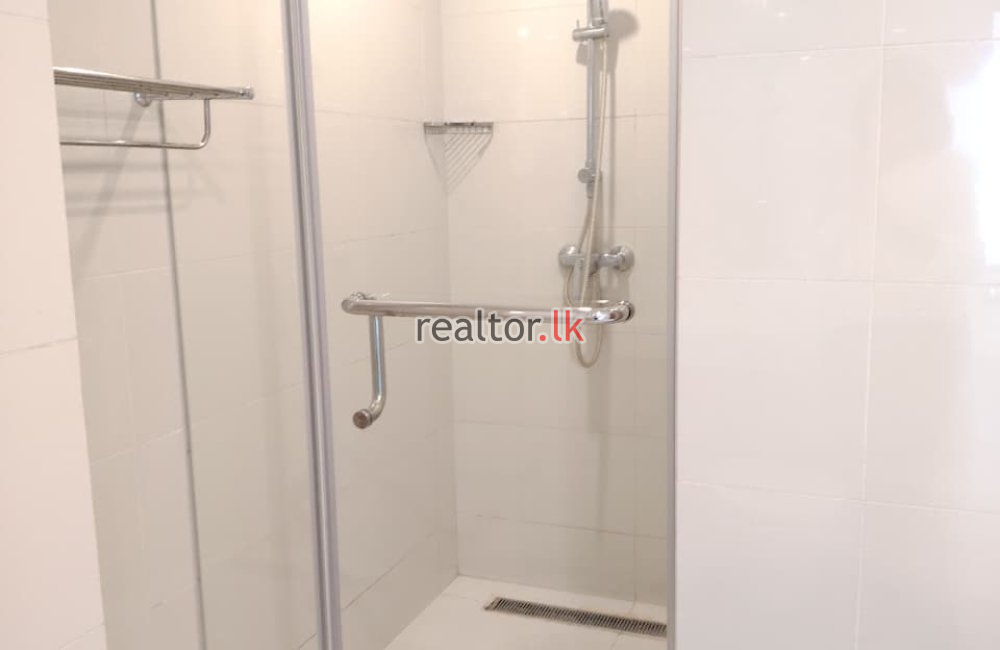 Three Bed For Sale In Fairway Elements Apartments