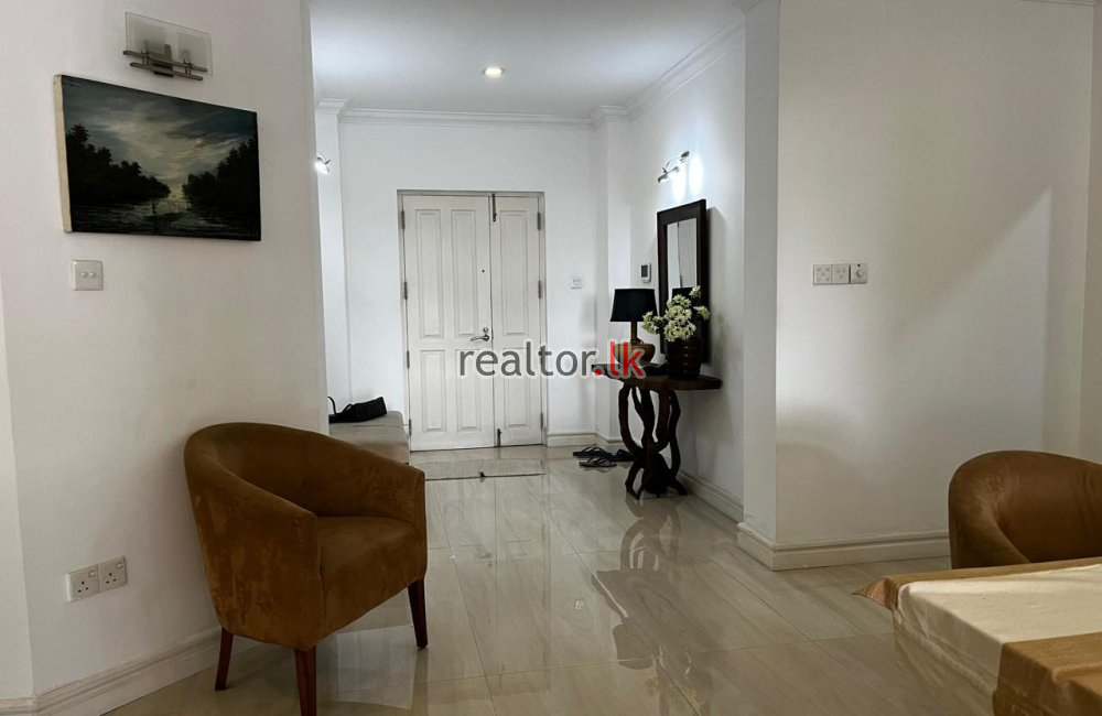Three Bed For Rent In Victoria Park Mansions