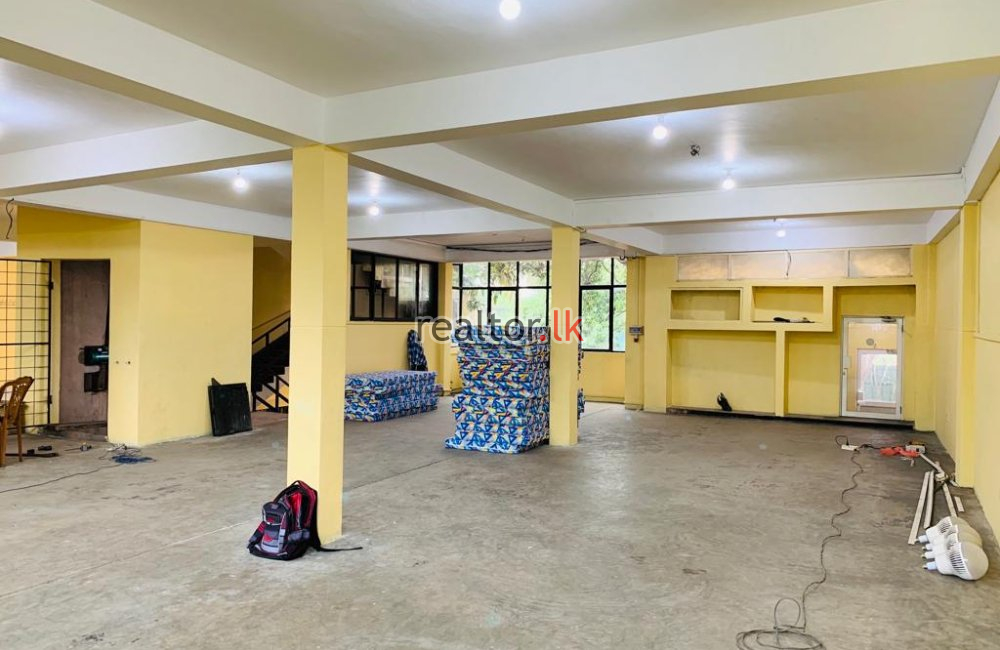 Warehouse At Sedawatta For Rent