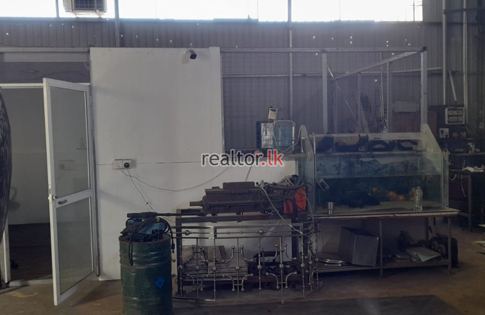 Warehouse For Rent At Bekariya Junction Attidiya