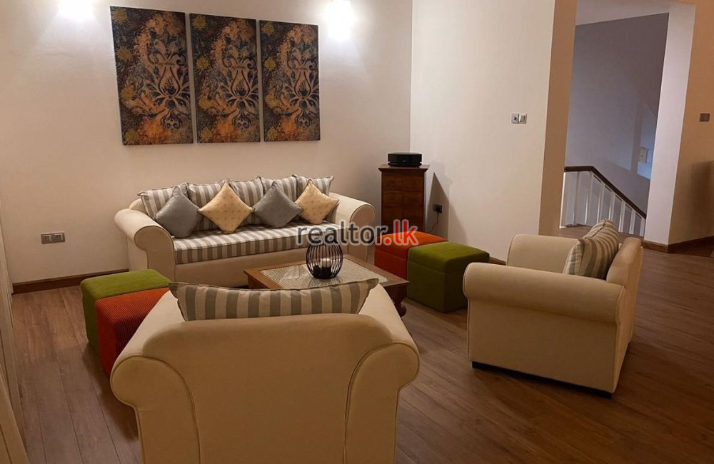 Bungalow For Sale In Nuwara Eliya