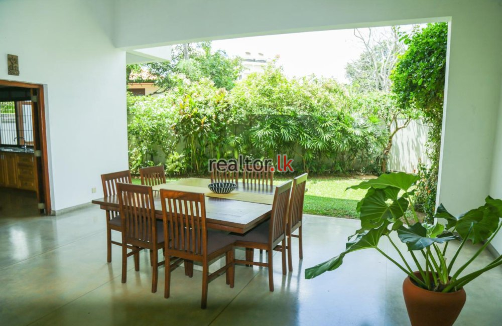 Two Story House In Robert Gunawardena Mawatha