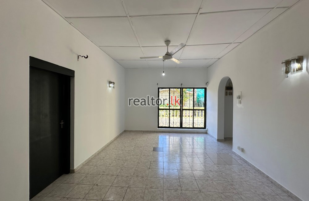 House For Sale In Charlemont Rd Colombo 06