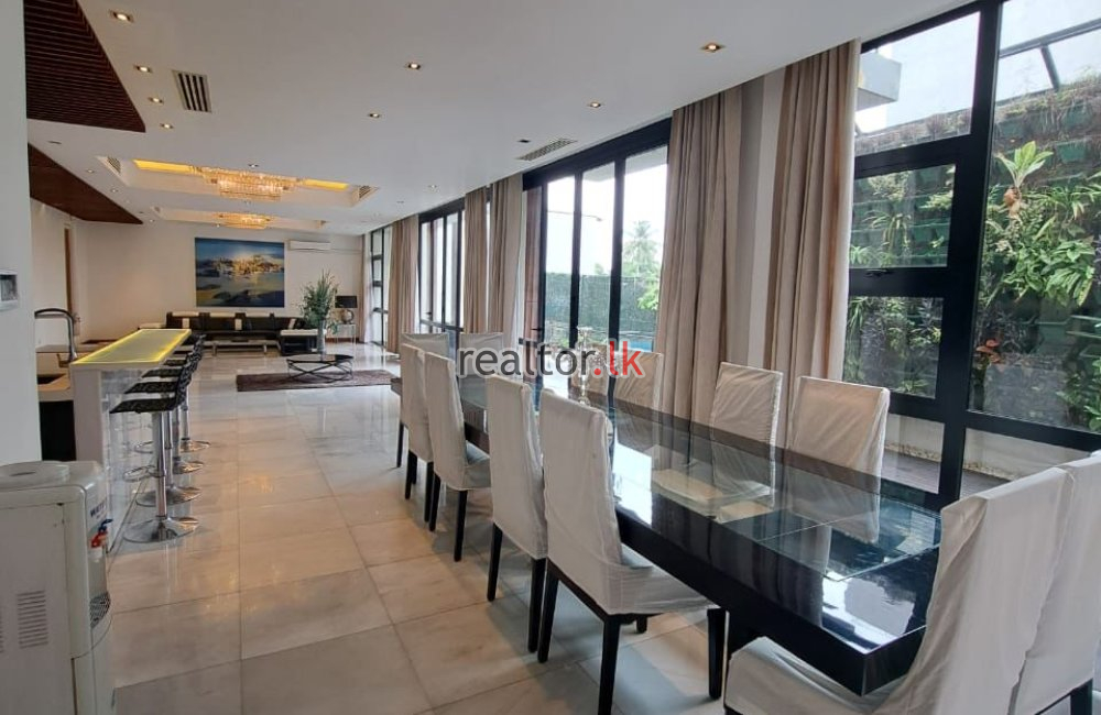 Luxury 4 Bedrooms House for Rent in Colombo 3