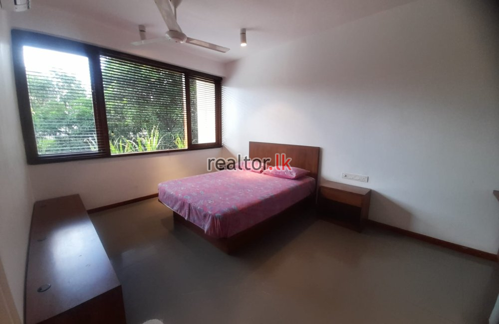 Three Bed For Rent At St.Peter\'s Pl Colombo 05