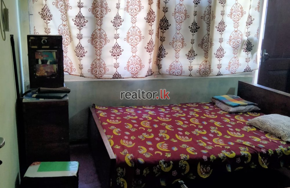 House For Sale At Janaki Lane Colombo 4