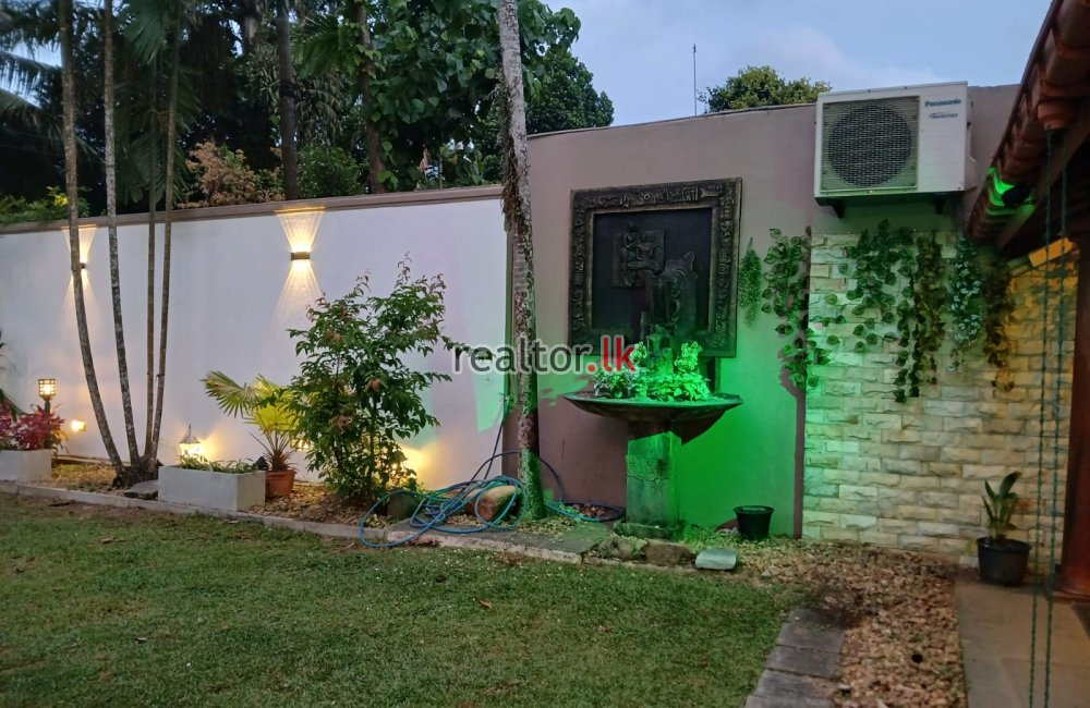Luxury House For Rent In Galpotta Rd Nawala