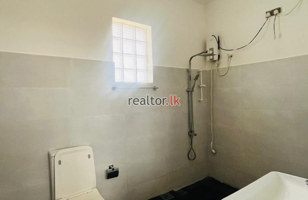 House For Sale In Kandawala Road Ratmalana