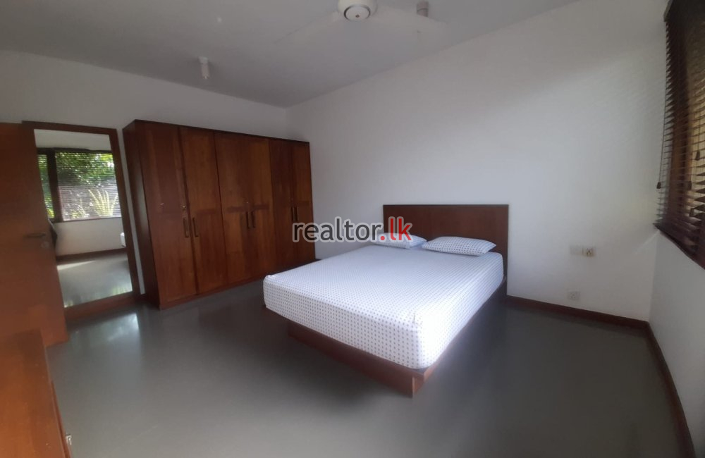 Three Bed For Rent At St.Peter\'s Pl Colombo 05