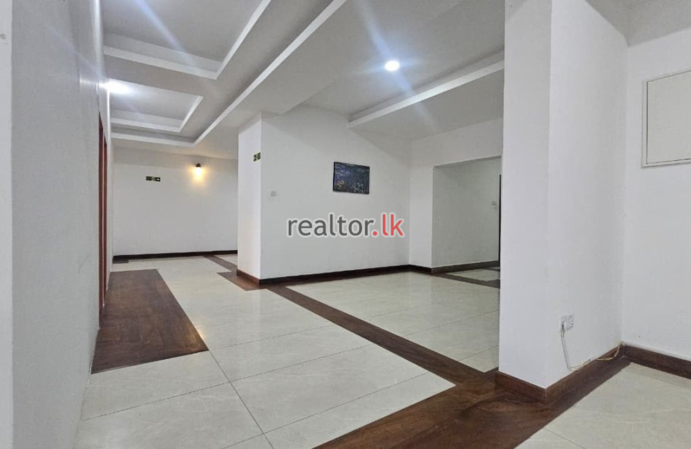 6 Bedroom Apartment for Rent in Colombo 3