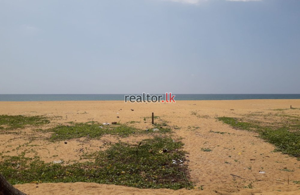 Beach Front Land For Sale At Rathgama