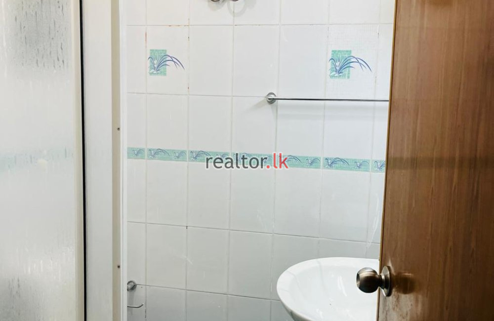 Fully Furnished Sea View Apartment for sale