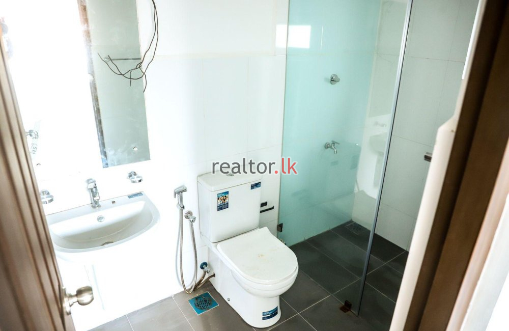 Santorini Dreams House For Sale In Negombo