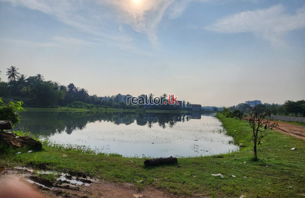 Land At Sunetradevi Rd Pepiliyana