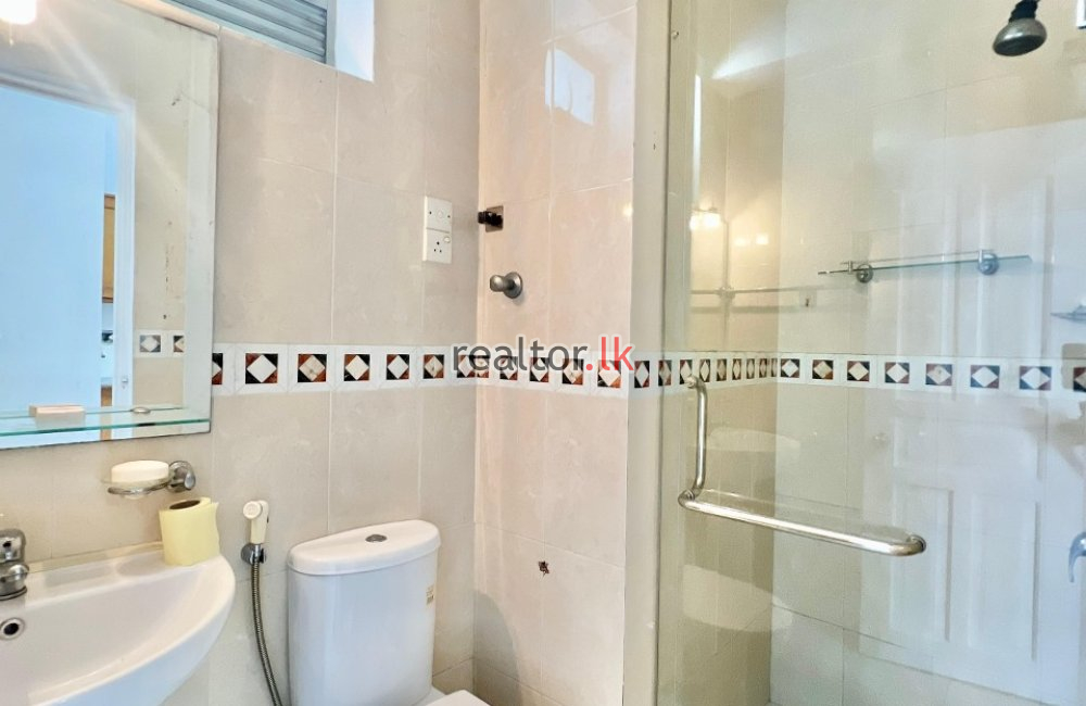 Two Bed For Sale In Emperor Residencies Colombo 3