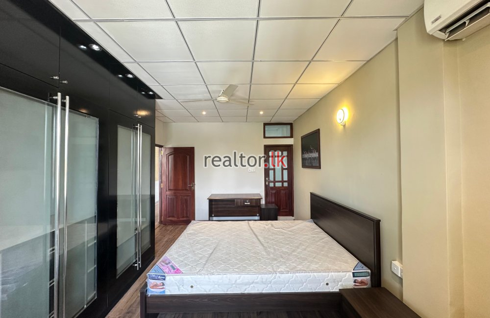 2 Bedroom Apartment For Sale In Colombo 07