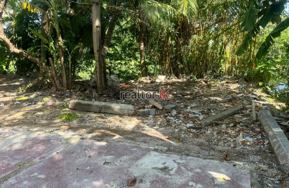 20P Land For Sale At Koswatta Nawala