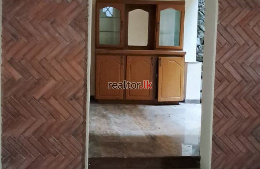 House For Sale At Sandathanna Mw Battaramulla