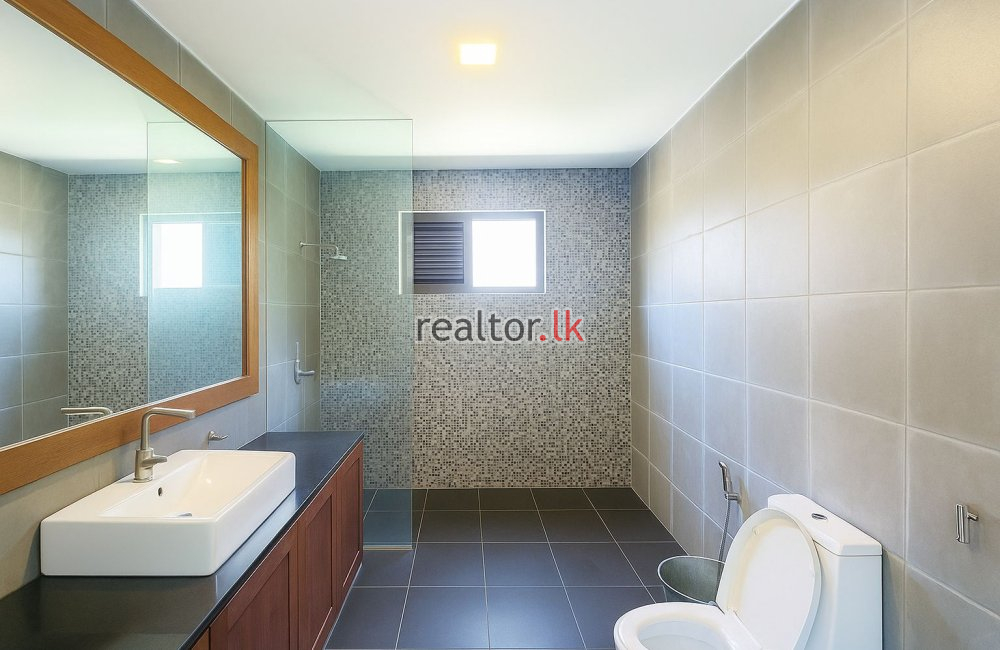 Two Signature Homes For Sale In Colombo 05
