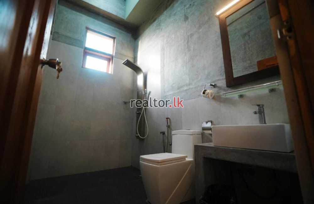 Beachfront Hotel For Sale In Panama Rd Arugambay