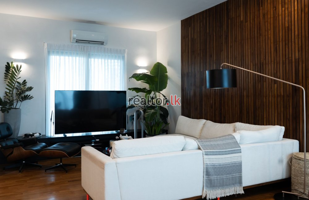 Three Bed For Rent At 447 Luna Tower Colombo 2